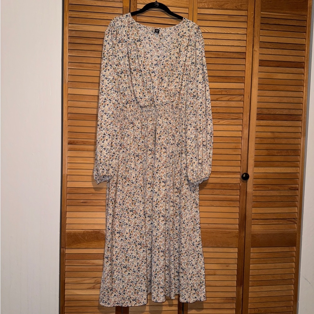 Plus Floral Dress
